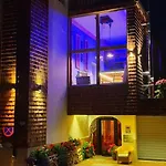 Mynest Apartment