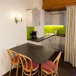 Mynest Apartment *